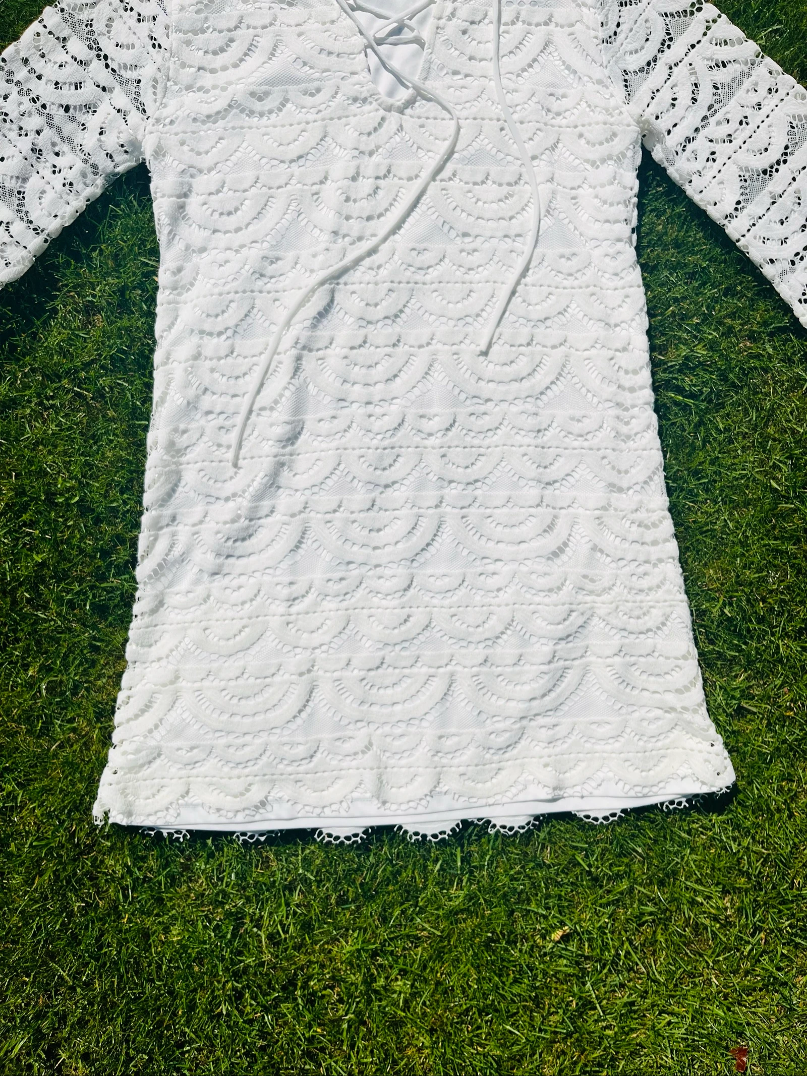 White dress – photo 3